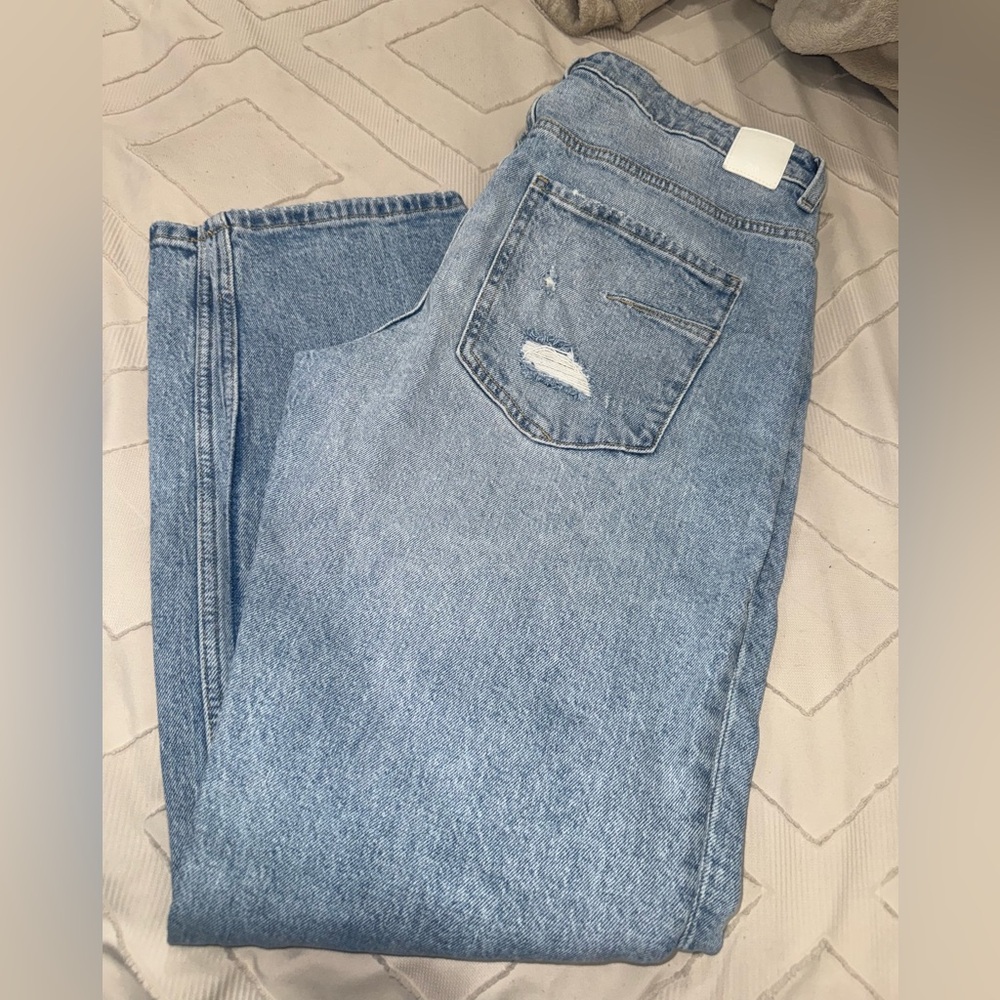 Zara Blue Straight-Leg Jeans with Vintage Distressing
